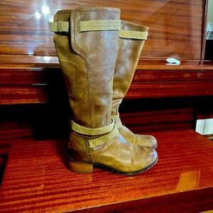 UGG Women’s Darcie Brown Leather Riding Boots 1004172 Tall